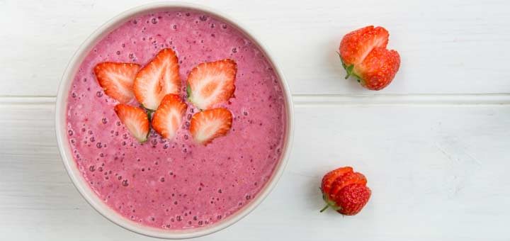 Strawberry Banana Breakfast Smoothie Bowl